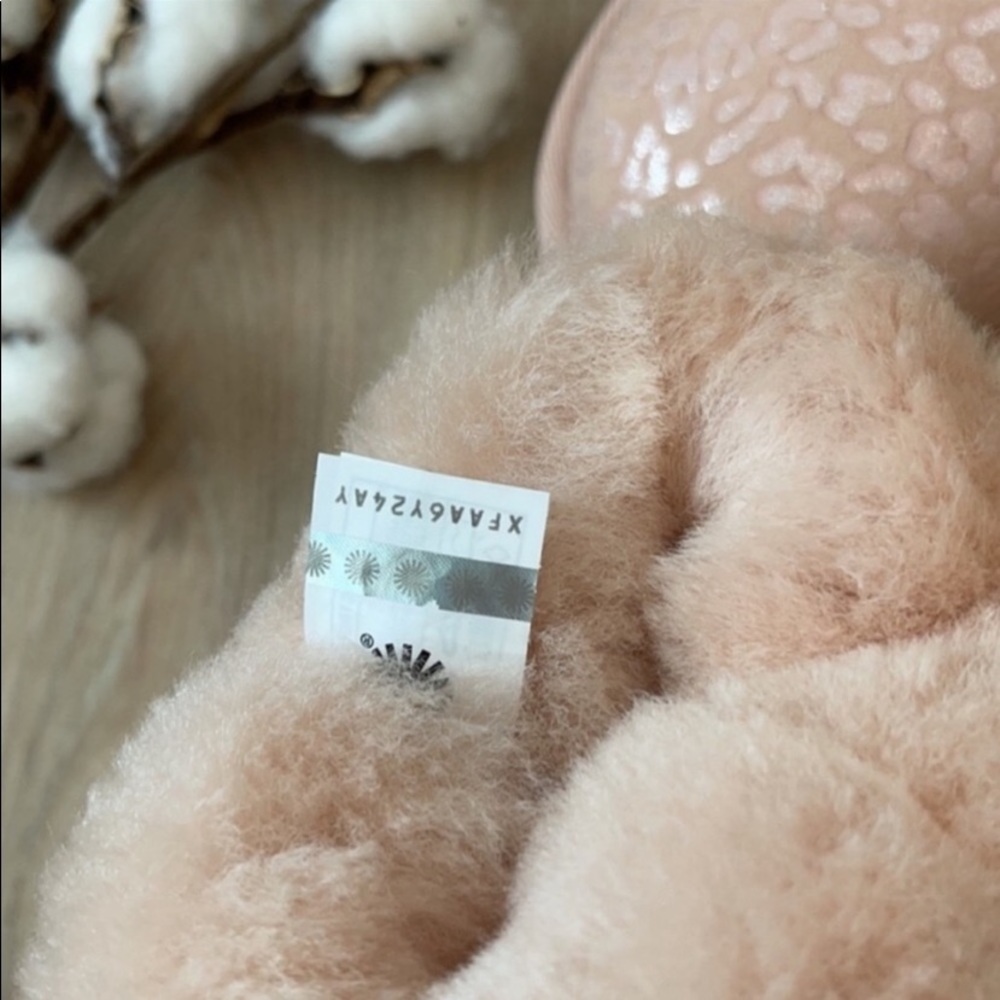 🌿UGG- CLASSIC MINI SNOW LEOPARD BOOTS🌿 - Picture 13 of 13
